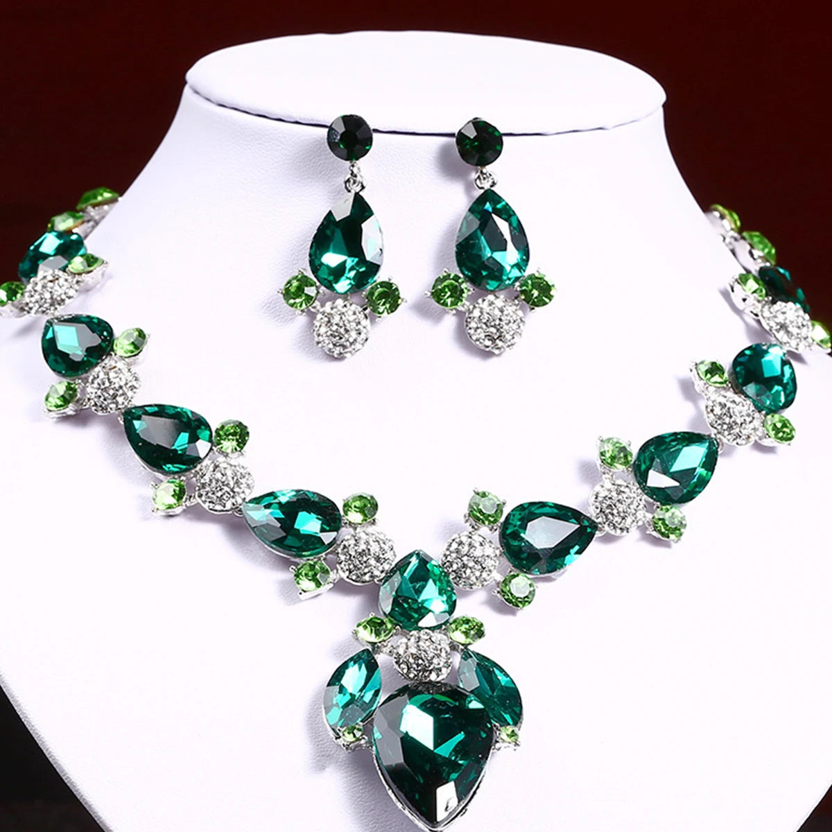 Fashion Women's Crystal Necklace & Earrings Set – Crystal Glass Bridal Wedding Accessories Gift - Elegant Gift for Her