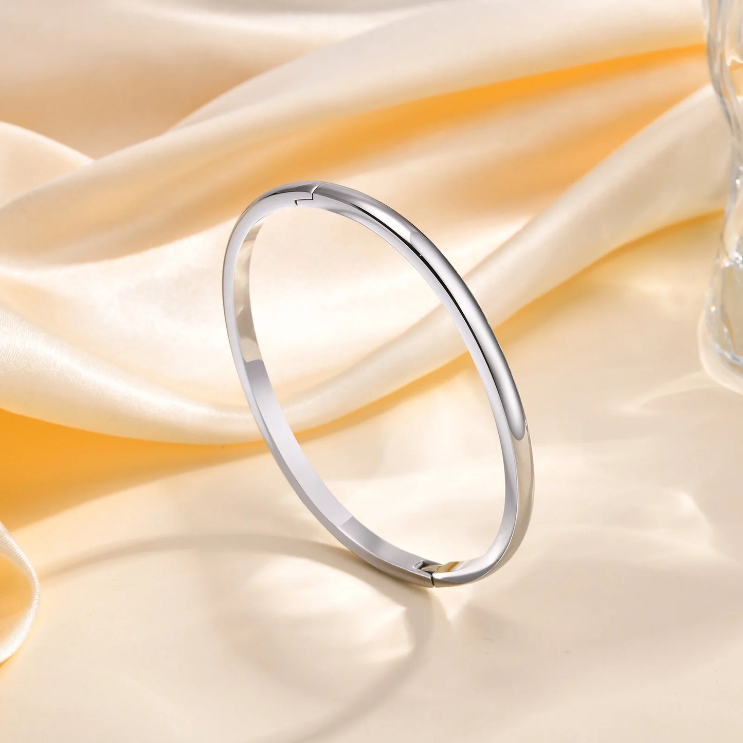 18K Gold Plated Stainless Steel Bangles for Women – 4mm, 5.7mm & 7.7mm Smooth Openable Bracelet, Classic & Elegant Jewelry Accessory