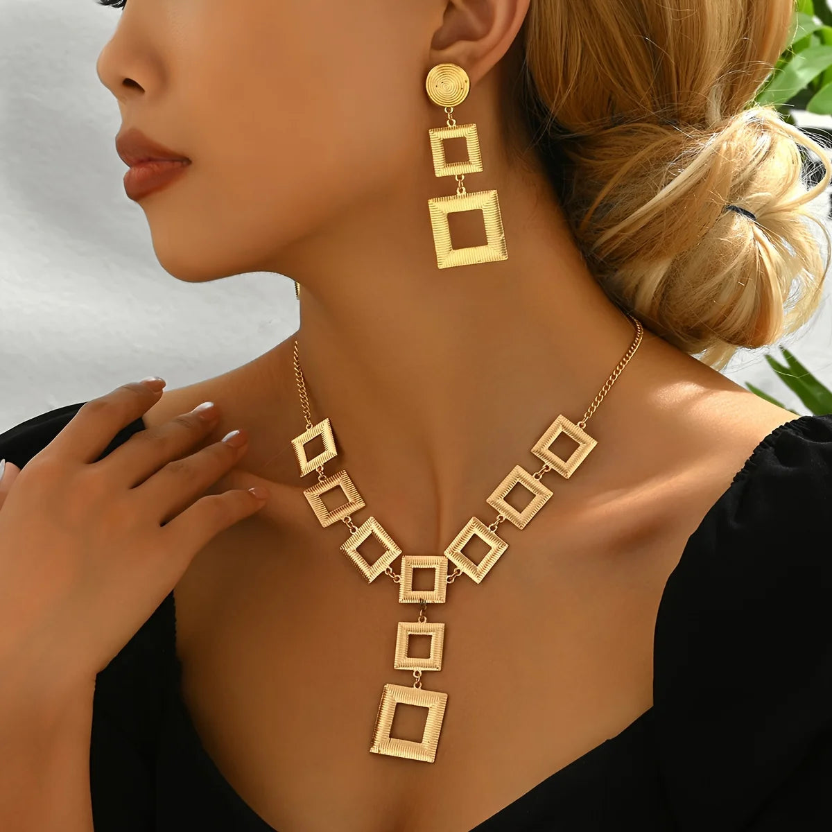 Luxury 14K Gold Geometric Jewelry Set for Women – Electroplated Necklace & Earrings, 316L Stainless Steel - Elegant Gift for Her