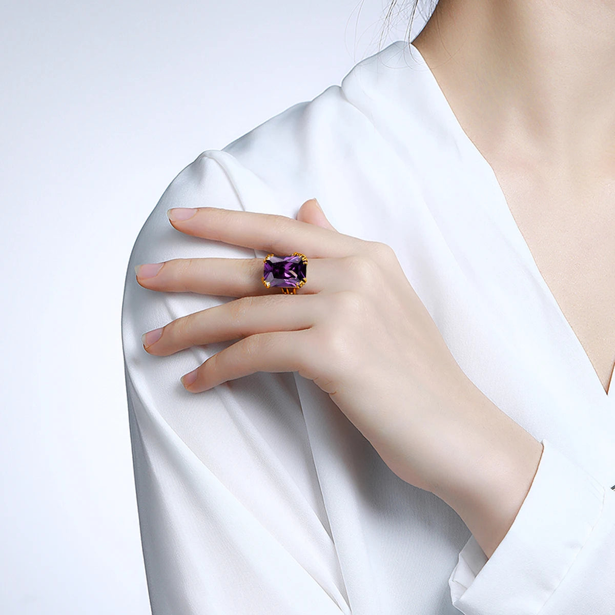 Amethyst rectangle gold-plated woman's ring in 925 sterling silver - ideal for a banquet or party, sophisticated, fine jewelry - Perfect Gift for Women