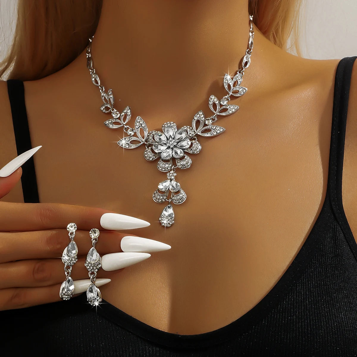 Luxury 3-Piece Camellia Necklace and Earrings Set – Floral Waterdrop Design for Bridesmaids, Banquets & Special Occasions - Perfect Gift for Her