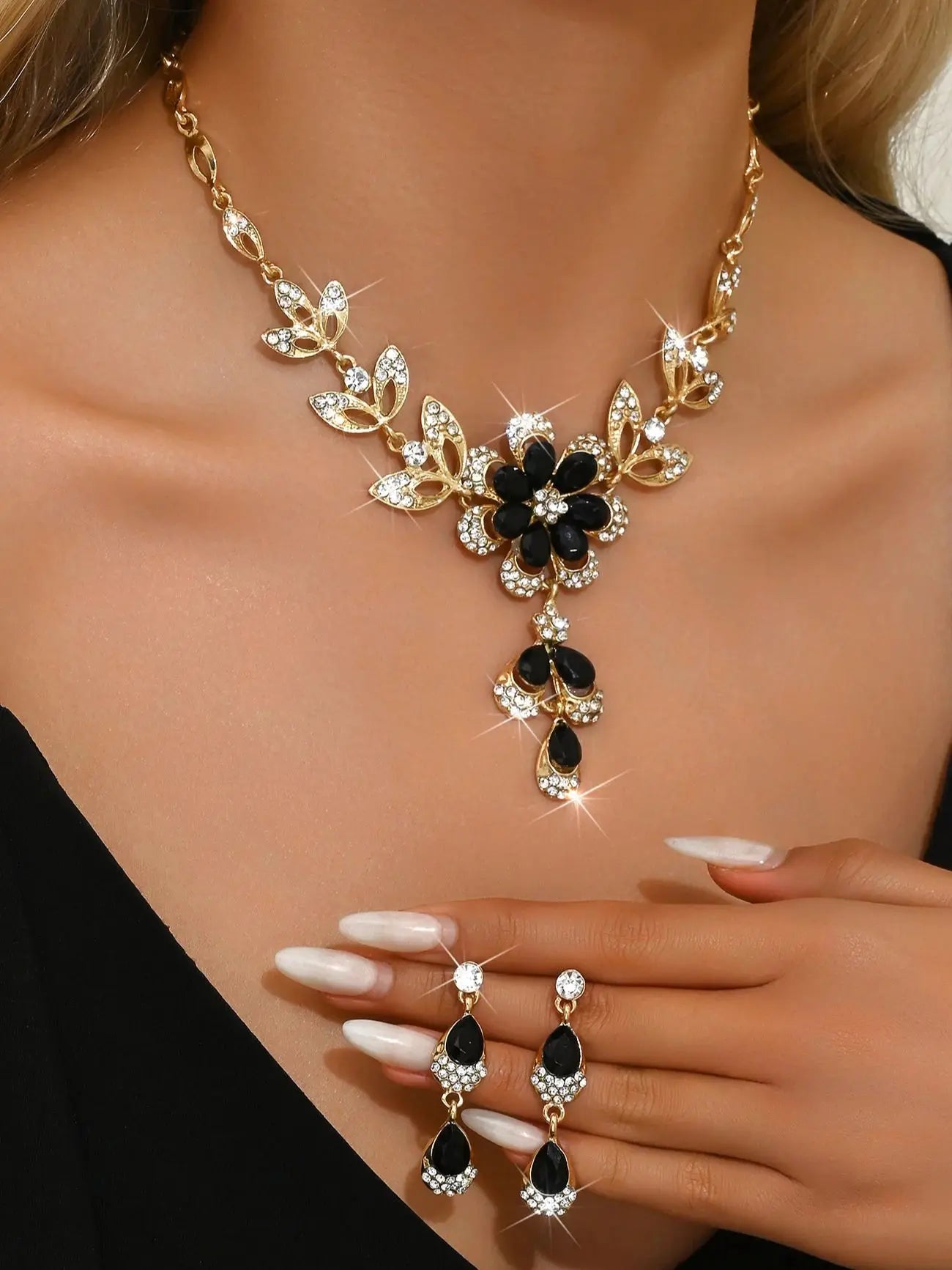 Luxury 3-Piece Camellia Necklace and Earrings Set – Floral Waterdrop Design for Bridesmaids, Banquets & Special Occasions - Perfect Gift for Her