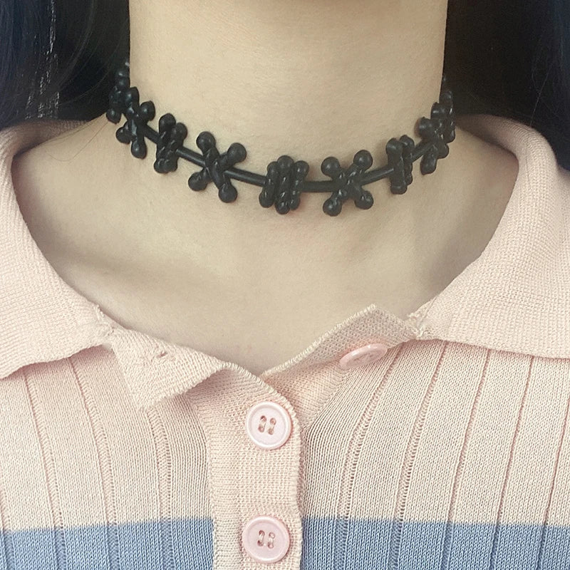 Spooky Halloween Blood Drip Necklace – Fake Vampire Blood Choker for Horror Costume & Party Accessories
