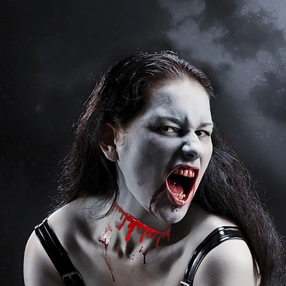 Spooky Halloween Blood Drip Necklace – Fake Vampire Blood Choker for Horror Costume & Party Accessories