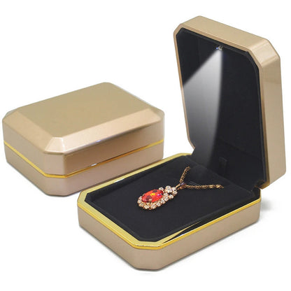 LED Light Velvet Jewelry Ring/Necklace Pendant Box – Luxury Gift Display Case for Proposal, Engagement & Wedding