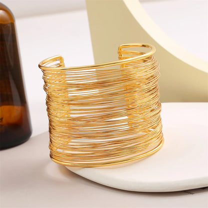 Vintage Exaggerated Wrist Wrap Bangle Hand Jewelry for Women - Vintage Hyperbolic Layered Gold Plated Wide Wire Bracelet Cuff Bangle - Excellent Gift for Women