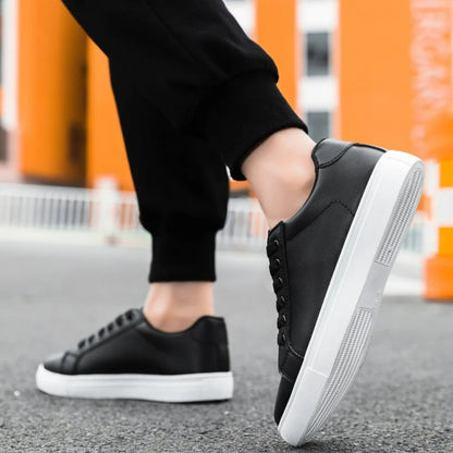 Hot Men’s Fashion Sneakers – Stylish Leather Flat Shoes for Everyday Comfort, White & Black Non-Slip Vulcanized Design - Gift for Him