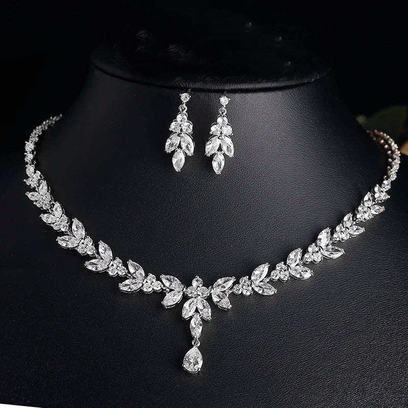 Women's Wedding Accessories Uilz Leaf Earrings & Necklace with Zircon Embellishments - Perfect Gift for Women