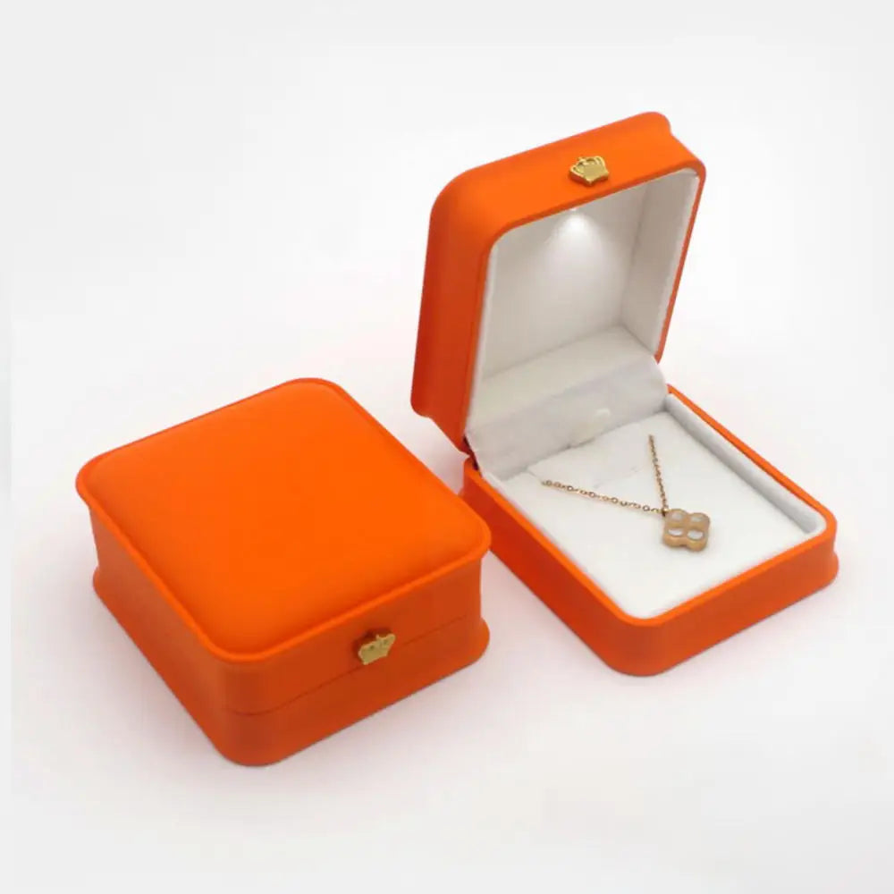 LED Light Velvet Jewelry Ring/Necklace Pendant Box – Luxury Gift Display Case for Proposal, Engagement & Wedding