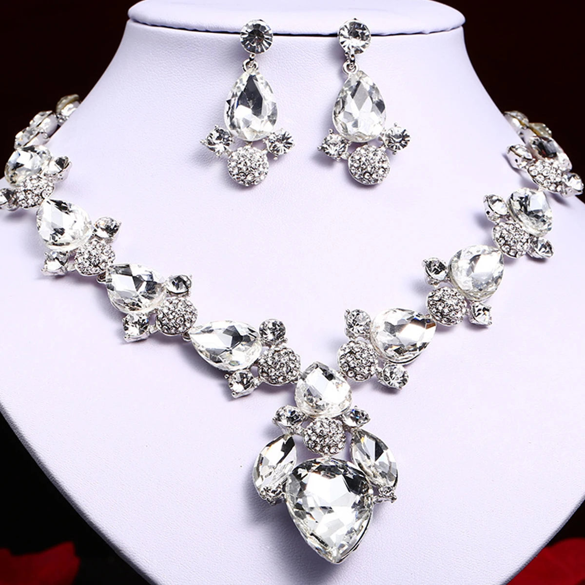 Fashion Women's Crystal Necklace & Earrings Set – Crystal Glass Bridal Wedding Accessories Gift - Elegant Gift for Her