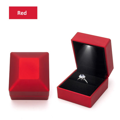 LED Light Velvet Jewelry Ring/Necklace Pendant Box – Luxury Gift Display Case for Proposal, Engagement & Wedding
