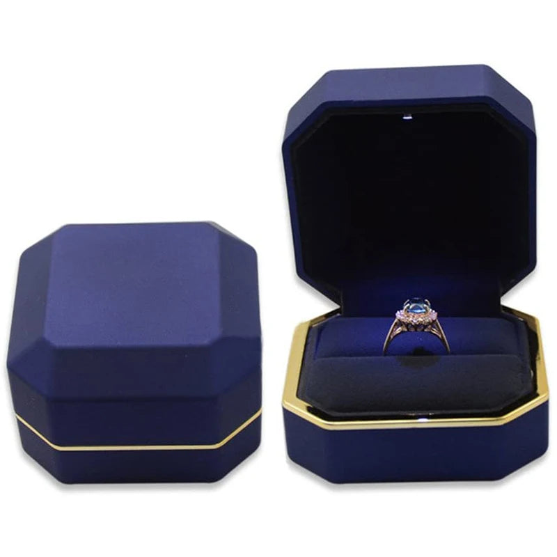 LED Light Velvet Jewelry Ring/Necklace Pendant Box – Luxury Gift Display Case for Proposal, Engagement & Wedding
