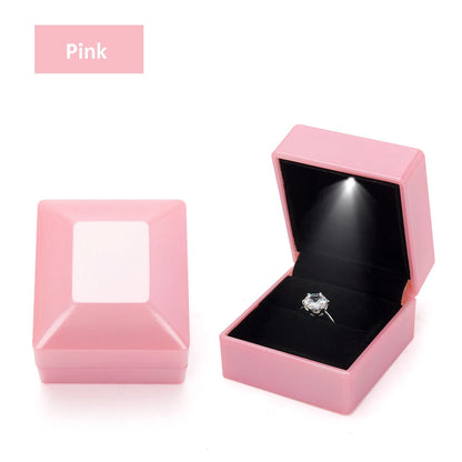 LED Light Velvet Jewelry Ring/Necklace Pendant Box – Luxury Gift Display Case for Proposal, Engagement & Wedding